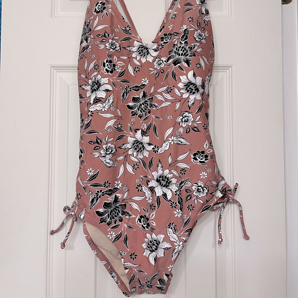 Kona Sol Swimwear
